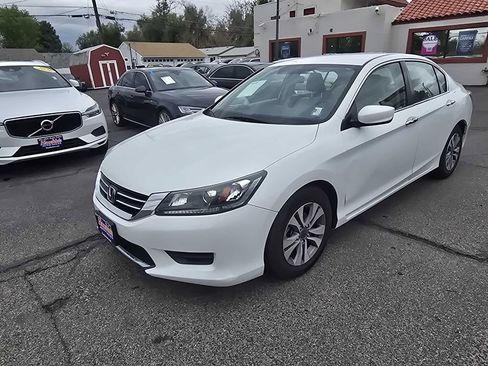 Used 2015 Honda Accord LX image 18