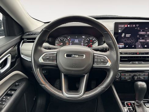 Used 2022 Jeep Compass Limited w/ Sun and Sound Group AWD/4WD image 15