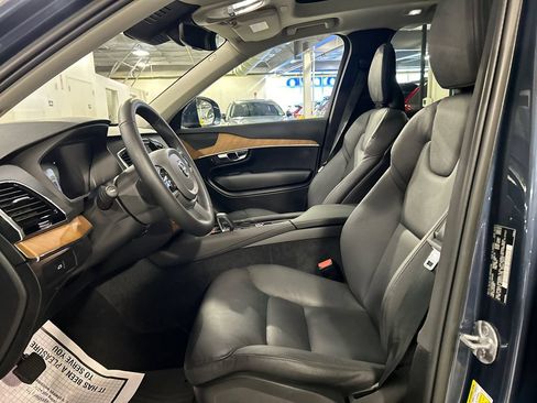 Used 2023 Volvo XC90 B6 Plus w/ Protection Package Premier AWD/4WD image 10