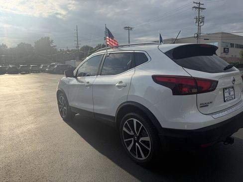 Used 2018 Nissan Rogue Sport SL w/ SL Premium Package AWD/4WD image 7