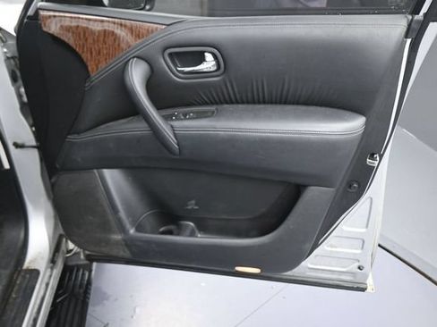 Used 2019 Nissan Armada SL w/ Premium Package AWD/4WD image 13