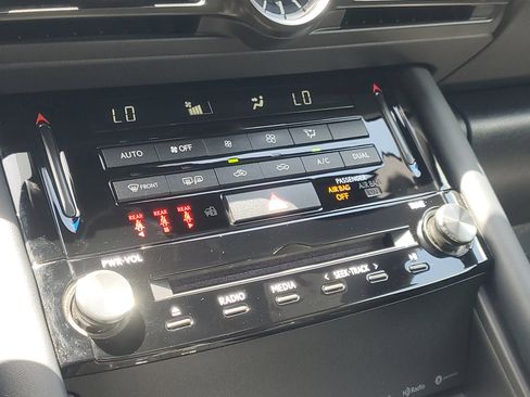 Used 2023 Lexus IS 300 w/ Comfort Package image 28