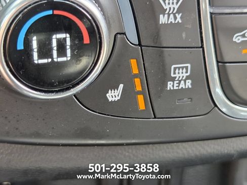 Used 2022 Chevrolet Traverse LT AWD/4WD image 21