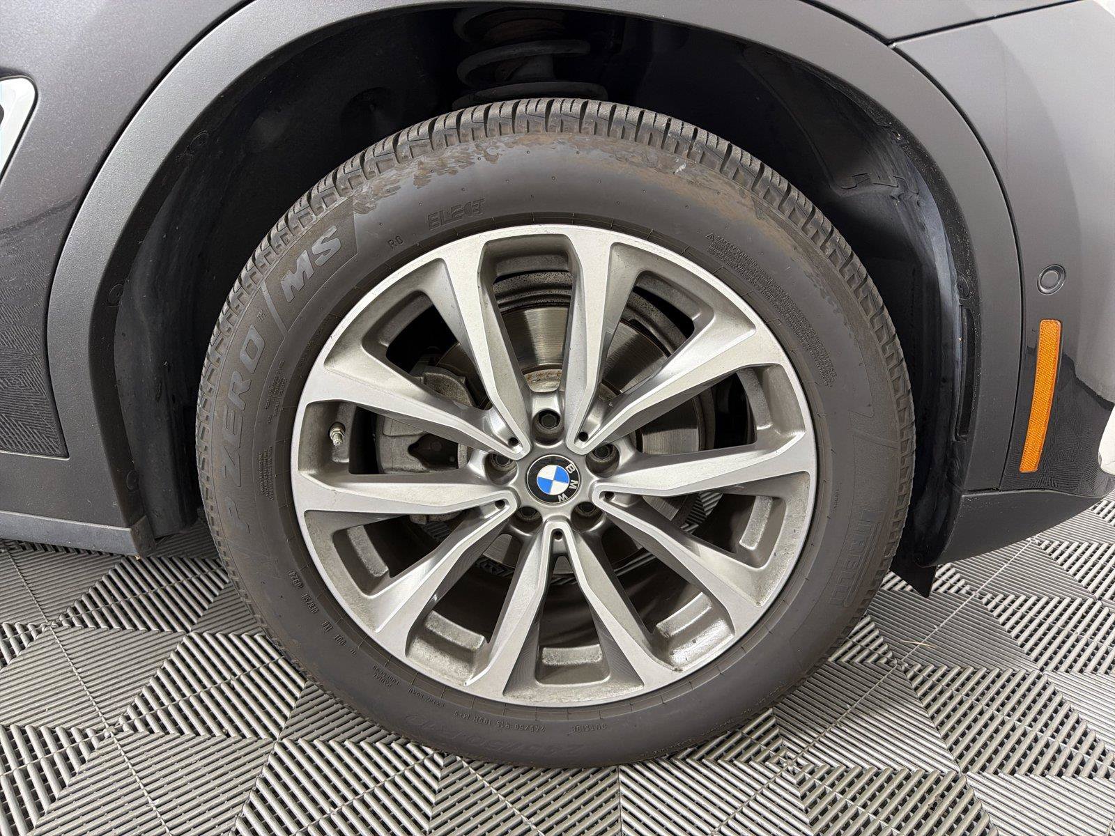 Used 2019 BMW X4 xDrive30i w/ Convenience Package AWD/4WD image 10