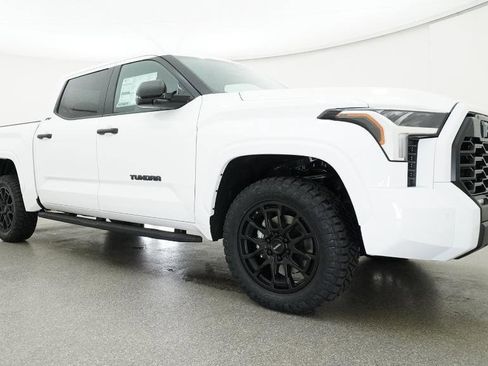 New 2026 Toyota Tundra SR5 image 18