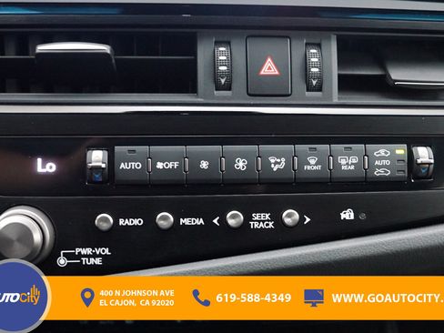Used 2024 Lexus ES 300h w/ Premium Package FWD image 21
