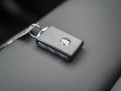 New 2026 Volvo XC90 B6 Plus w/ Protection Package Premier image 44