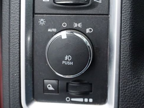 Used 2017 RAM 1500 Big Horn image 34