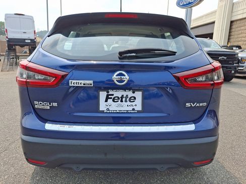 Used 2021 Nissan Rogue Sport SV image 5