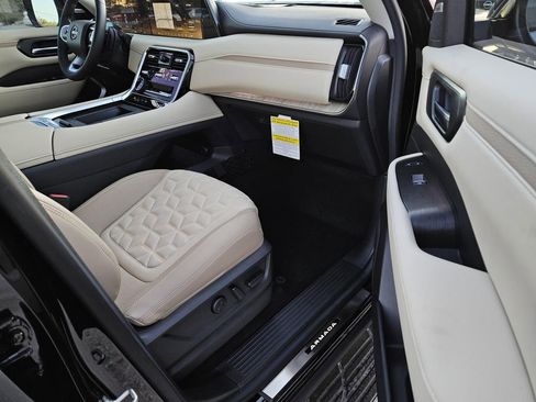 New 2026 Nissan Armada Platinum w/ Convenience Package image 5