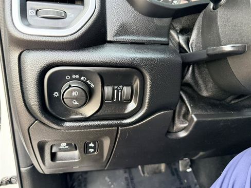 Used 2019 RAM 1500 Big Horn AWD/4WD image 31