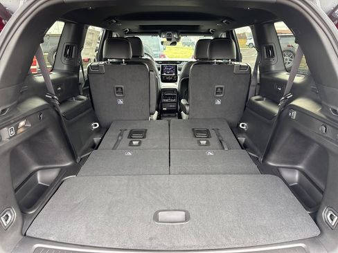 New 2025 Jeep Grand Cherokee L Altitude image 9