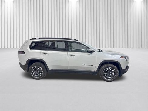 New 2026 Jeep Cherokee Limited AWD/4WD image 3