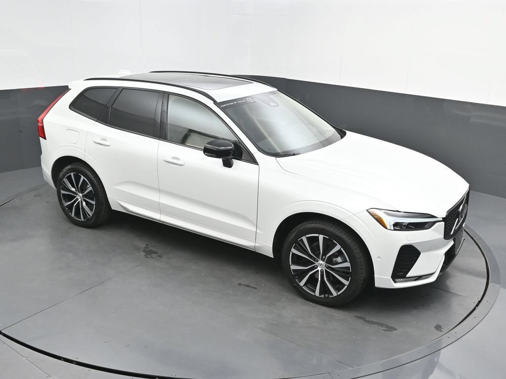 Certified 2024 Volvo XC60 B5 Ultimate w/ Protection Package Premier AWD/4WD image 28