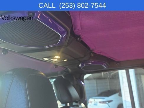 Used 2020 Jeep Wrangler Unlimited Sahara w/ Dual Top Group AWD/4WD image 9