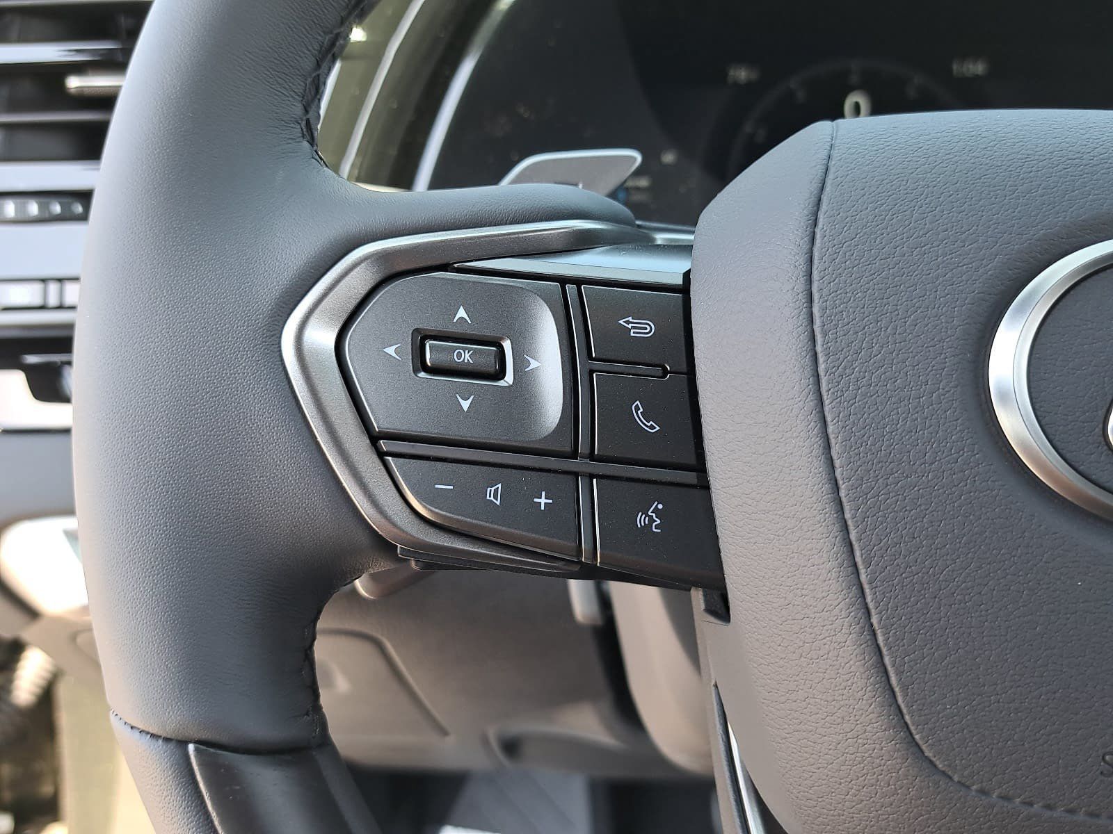 Used 2026 Lexus RX 350 Premium w/ Convenience Package FWD image 18