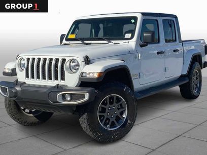 Used 2020 Jeep Gladiator Overland w/ Popular Equipment Package