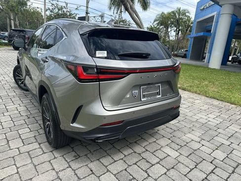 Used 2024 Lexus NX 250 FWD image 12