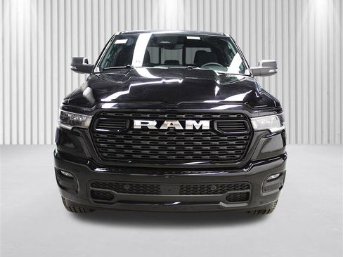New 2026 RAM 1500 4x4 Crew Cab image 46