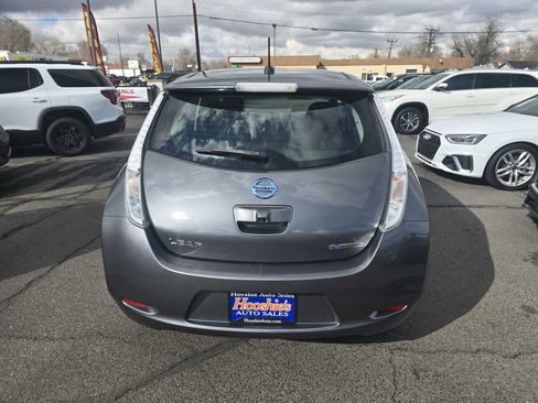 Used 2017 Nissan Leaf S FWD image 13