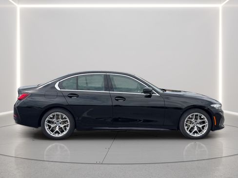 Used 2025 BMW 330i Sedan RWD image 4