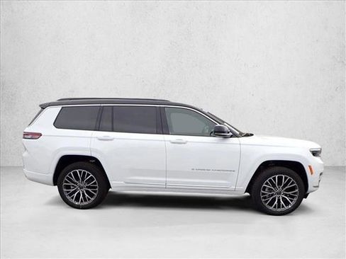 New 2025 Jeep Grand Cherokee L Summit image 5