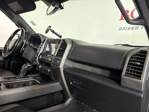 Used 2019 Ford F150 Raptor w/ Equipment Group 802A Luxury AWD/4WD image 17