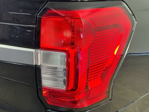 Used 2022 Ford Expedition XLT RWD image 33