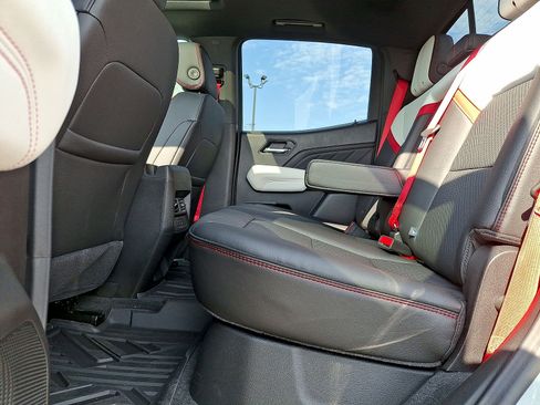 New 2025 GMC Canyon AT4 w/ AT4X AEV Edition AWD/4WD image 13