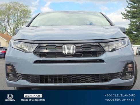 New 2026 Honda Odyssey Touring image 12