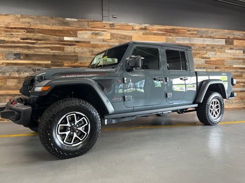 New 2026 Jeep Gladiator Mojave AWD/4WD image 18