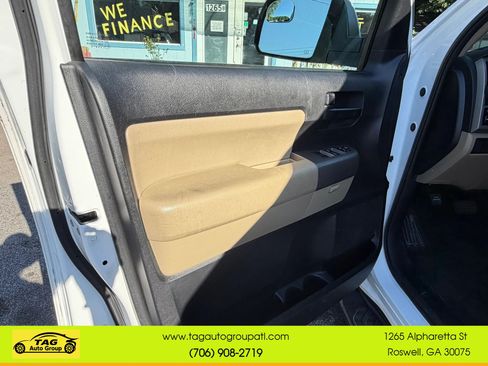 Used 2013 Toyota Sequoia SR5 w/ Premium Pkg AWD/4WD image 18