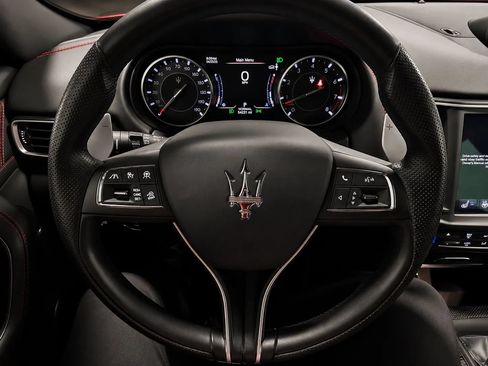 Used 2022 Maserati Levante Modena AWD/4WD image 35