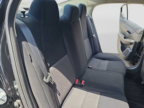 Used 2024 Nissan Sentra SV FWD image 32