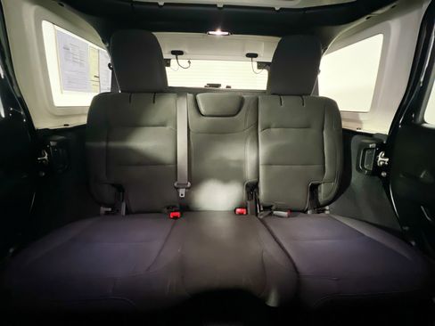 Used 2023 Jeep Wrangler Unlimited Sport image 33