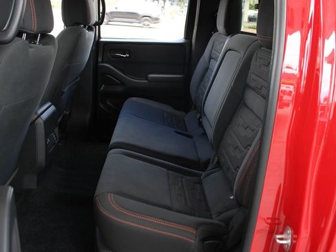 Used 2024 Nissan Frontier Pro-X w/ Pro Convenience Package RWD image 17