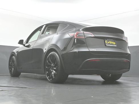 Used 2022 Tesla Model Y Performance AWD/4WD image 44