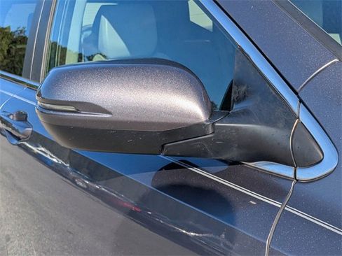 Used 2017 Honda CR-V EX-L image 10