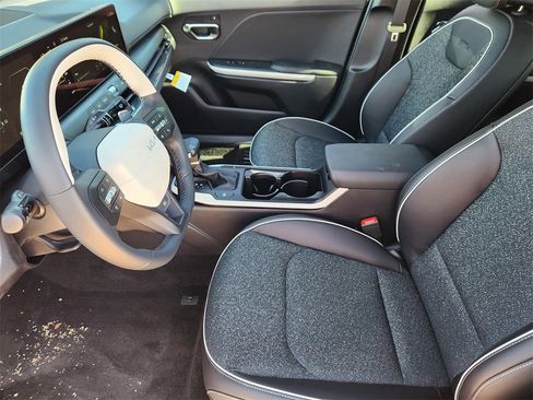 New 2025 Kia K4 GT-Line image 9