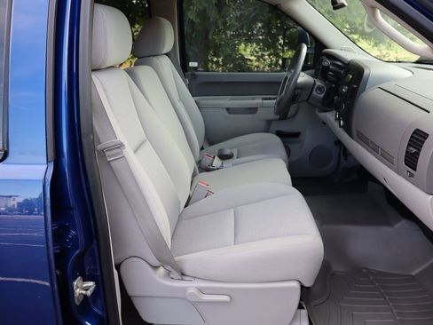 Used 2013 Chevrolet Silverado 2500 LT w/ Interior Plus Package AWD/4WD image 22