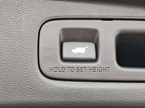 Certified 2023 Honda CR-V EX-L image 32