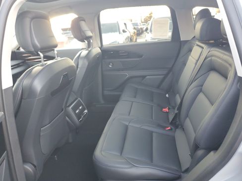 New 2026 Lincoln Nautilus Premier w/ Equipment Group 102A image 28