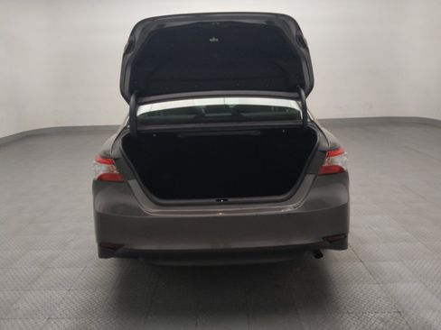 Used 2020 Toyota Camry LE w/ Convenience Package image 29