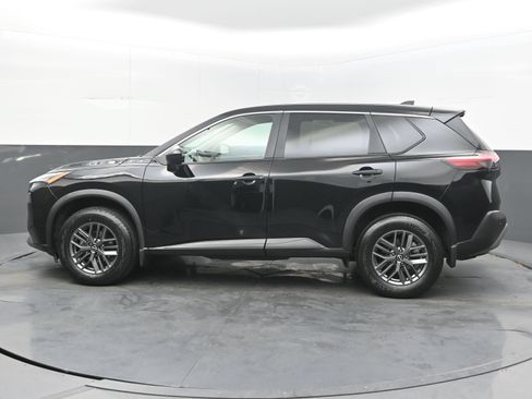 Used 2023 Nissan Rogue S FWD image 5