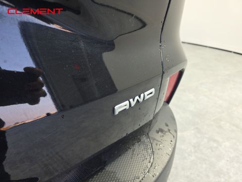 Certified 2022 Ford Escape Titanium w/ Titanium Elite Package image 10