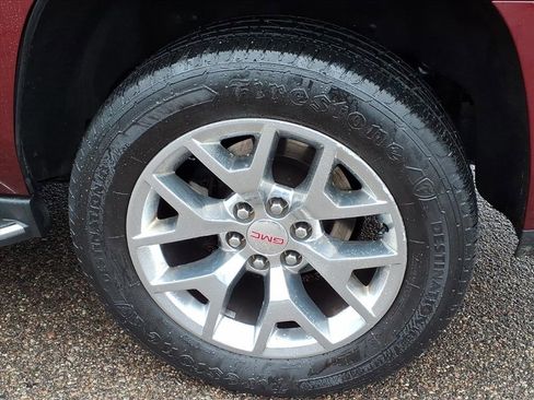 Used 2016 GMC Yukon SLT w/ Open Road Package image 7