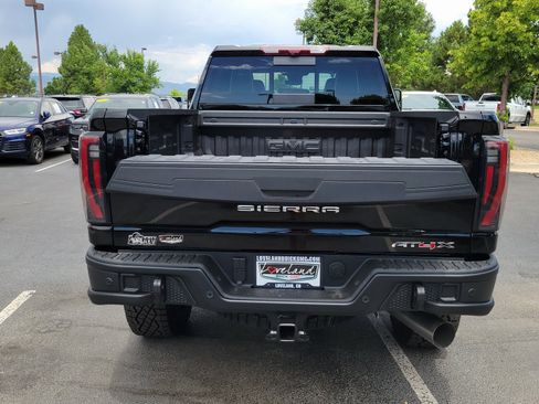 New 2025 GMC Sierra 2500 AT4X w/ AT4X AEV Edition image 11