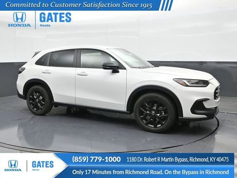 Certified 2025 Honda HR-V Sport image 1