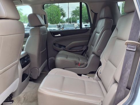 Used 2018 GMC Yukon SLT RWD image 17
