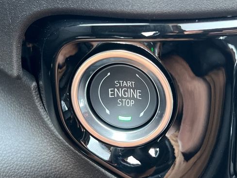 New 2026 GMC Sierra 2500 SLT image 19